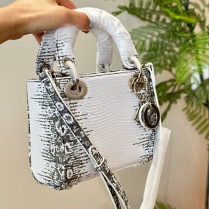 CD new arrival lady bag size;17cm