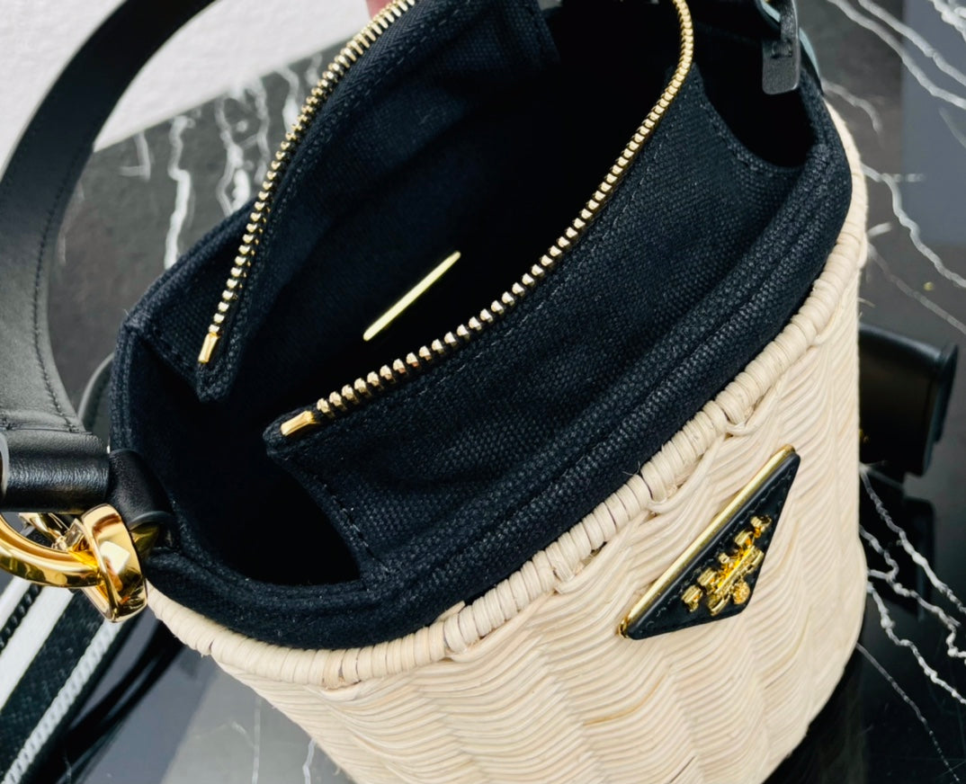 Prada Wicker And Canvas Bucket Bag TanBlack size 18x19x11 cm - Image 5
